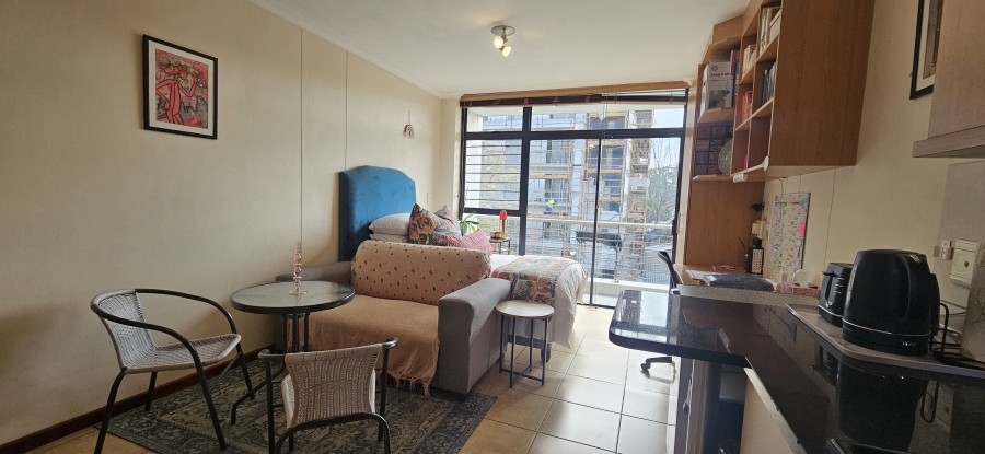 To Let 1 Bedroom Property for Rent in Dennesig Western Cape